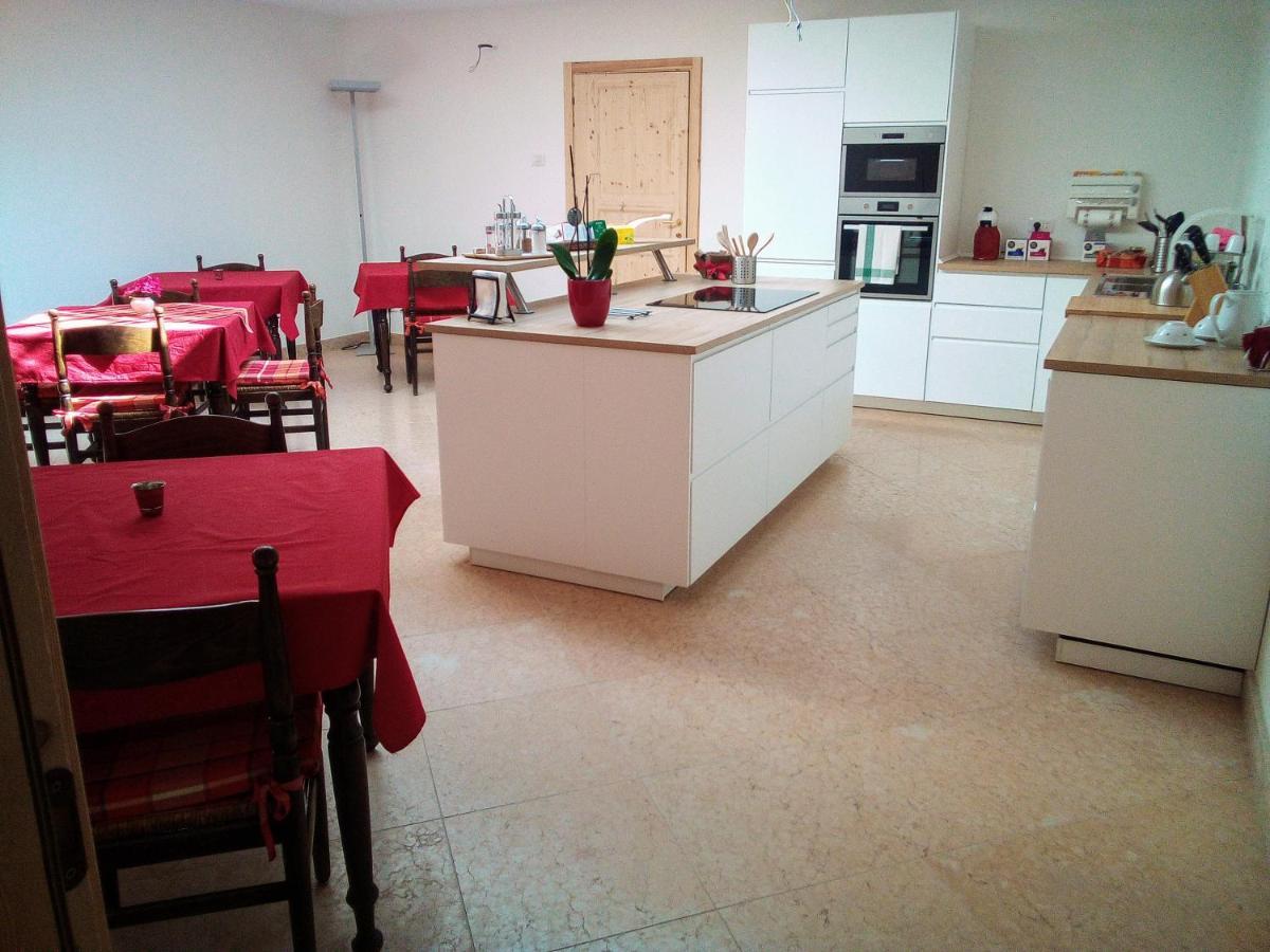 Da Andrea E Raffaella Guest House Sant'Anna d'Alfaedo Ngoại thất bức ảnh