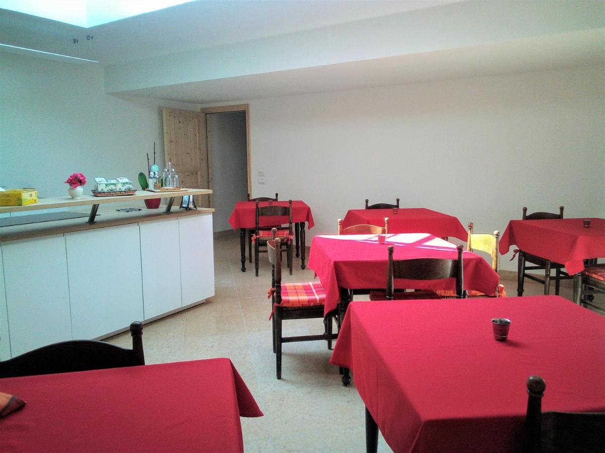 Da Andrea E Raffaella Guest House Sant'Anna d'Alfaedo Ngoại thất bức ảnh