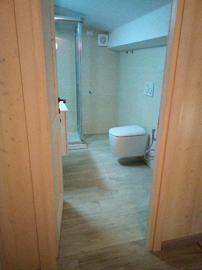 Da Andrea E Raffaella Guest House Sant'Anna d'Alfaedo Ngoại thất bức ảnh