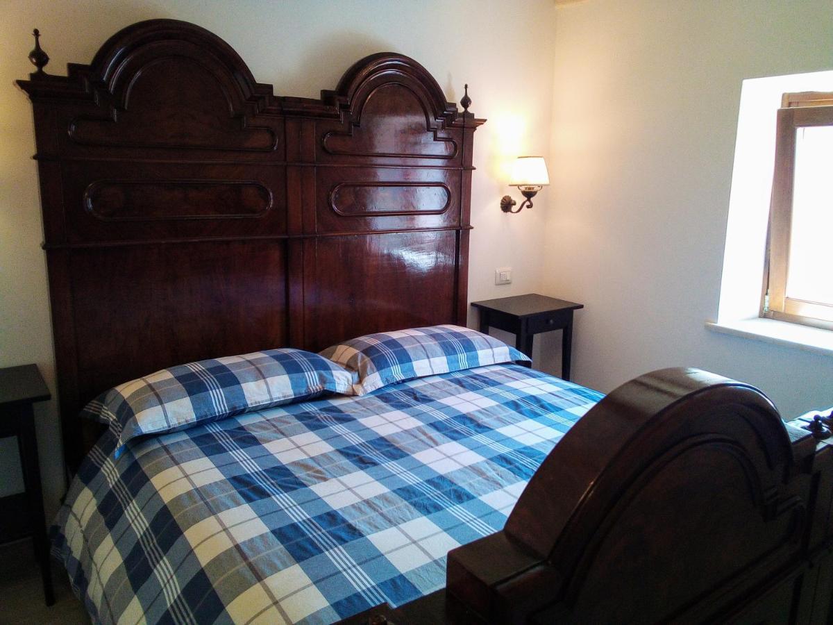 Da Andrea E Raffaella Guest House Sant'Anna d'Alfaedo Ngoại thất bức ảnh