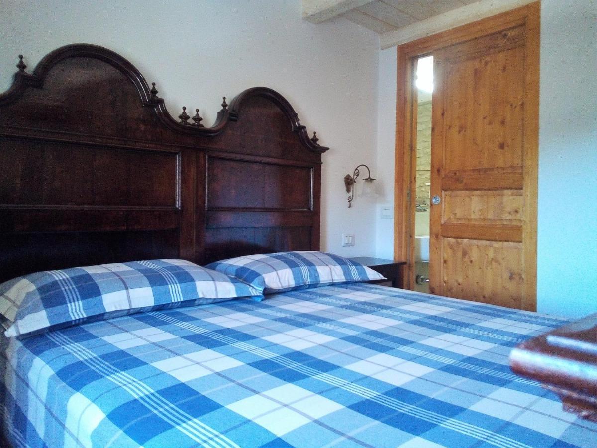 Da Andrea E Raffaella Guest House Sant'Anna d'Alfaedo Ngoại thất bức ảnh
